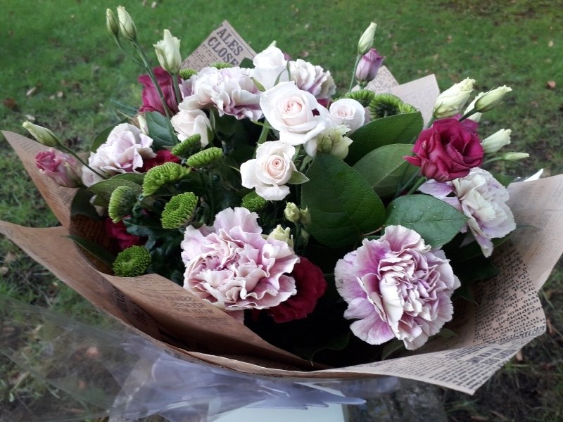 Florists Choice Handtied Bouquet