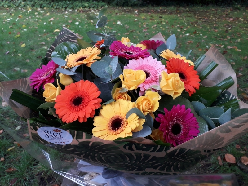 Bright and Beautiful Handtied Bouquet