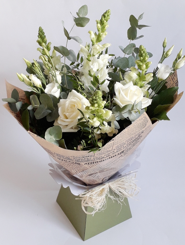 White Elegance Handtied Bouquet