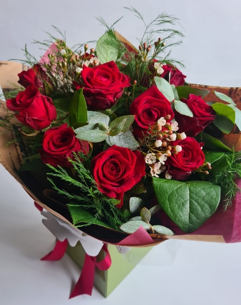 Red Naomi Rose Bouquet